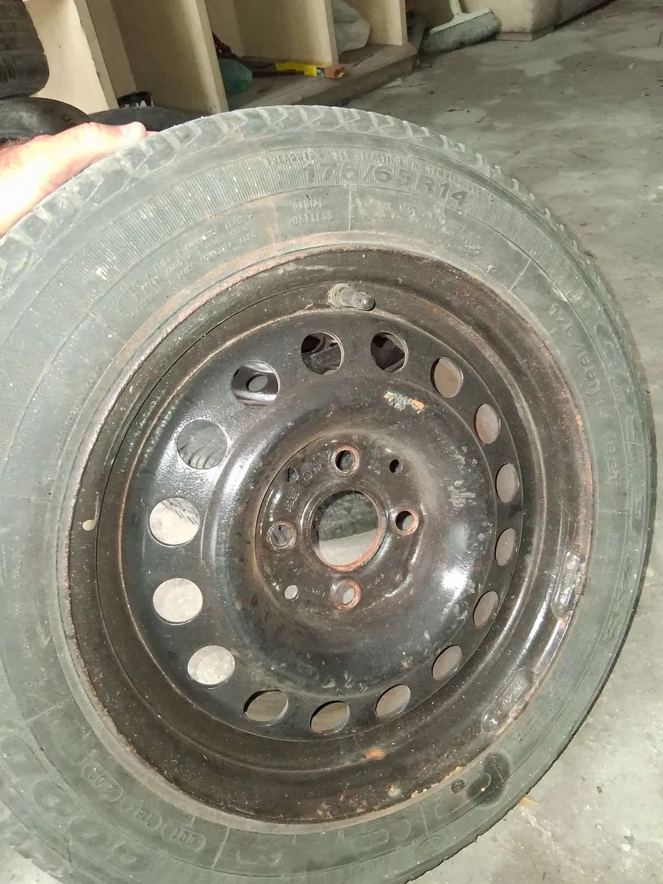 Rodas aro 14 com pneus  - Foto 4