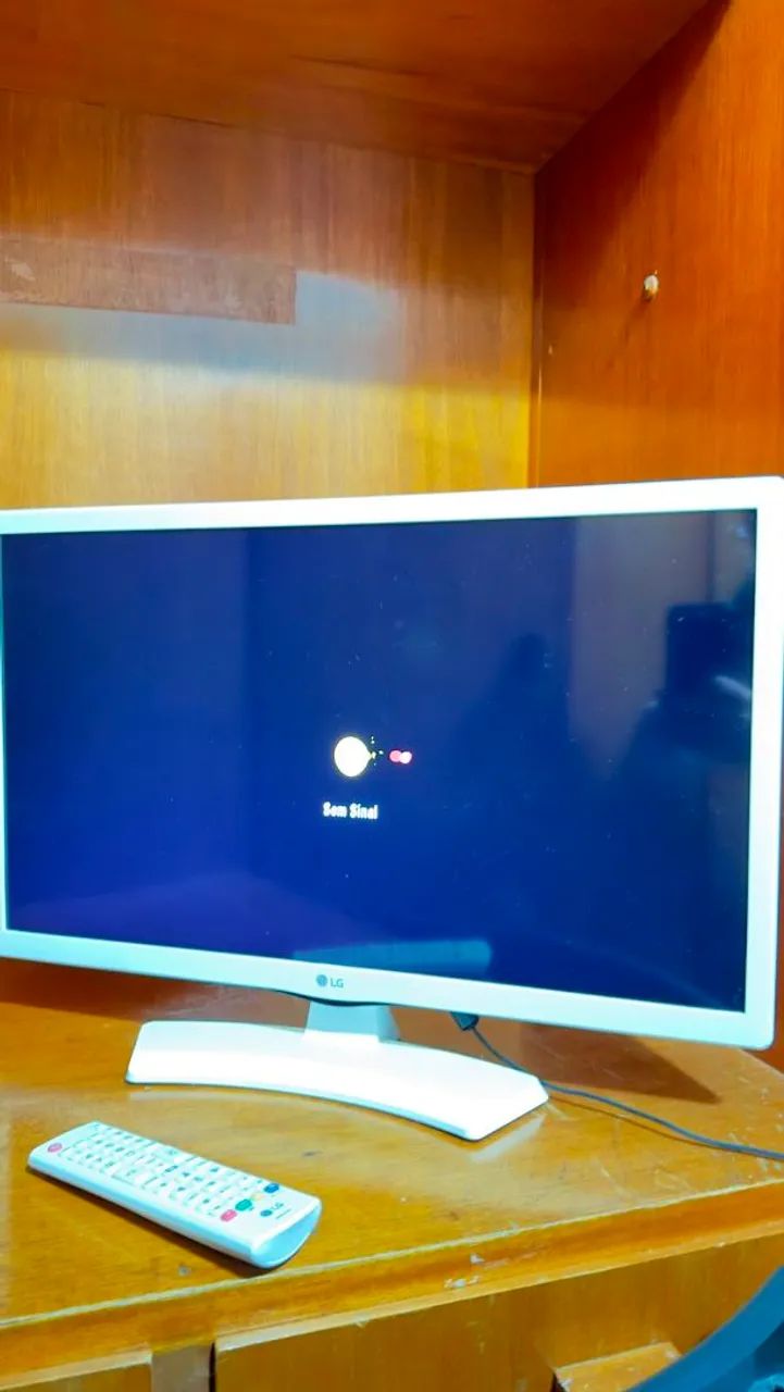 TV LG 24" com Controle Original - Funcionando perfeitamente  - Foto 2