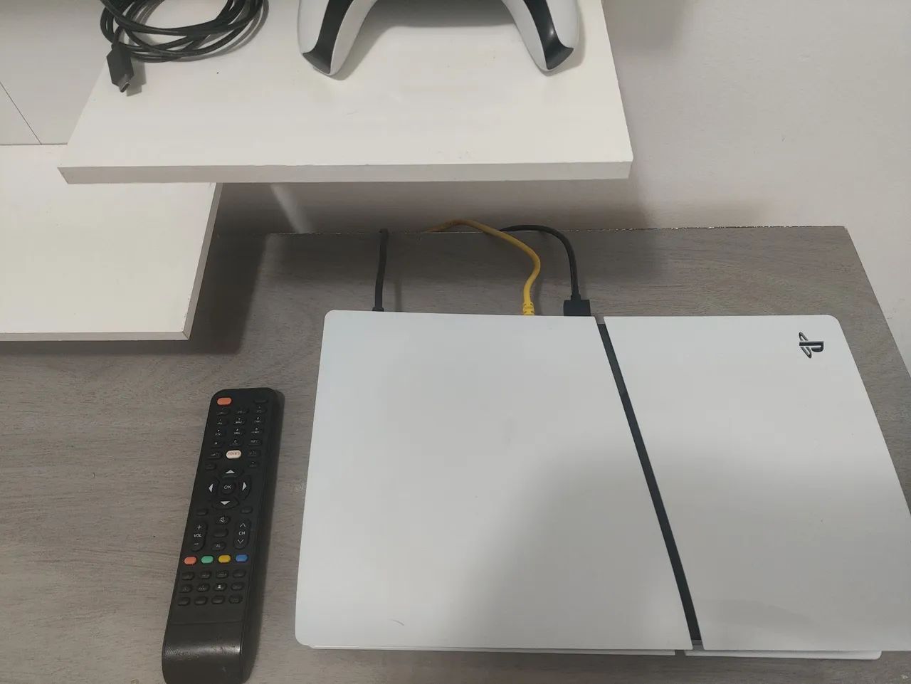Vendo ps5 slim de 1 terá por  3300 - Foto 2