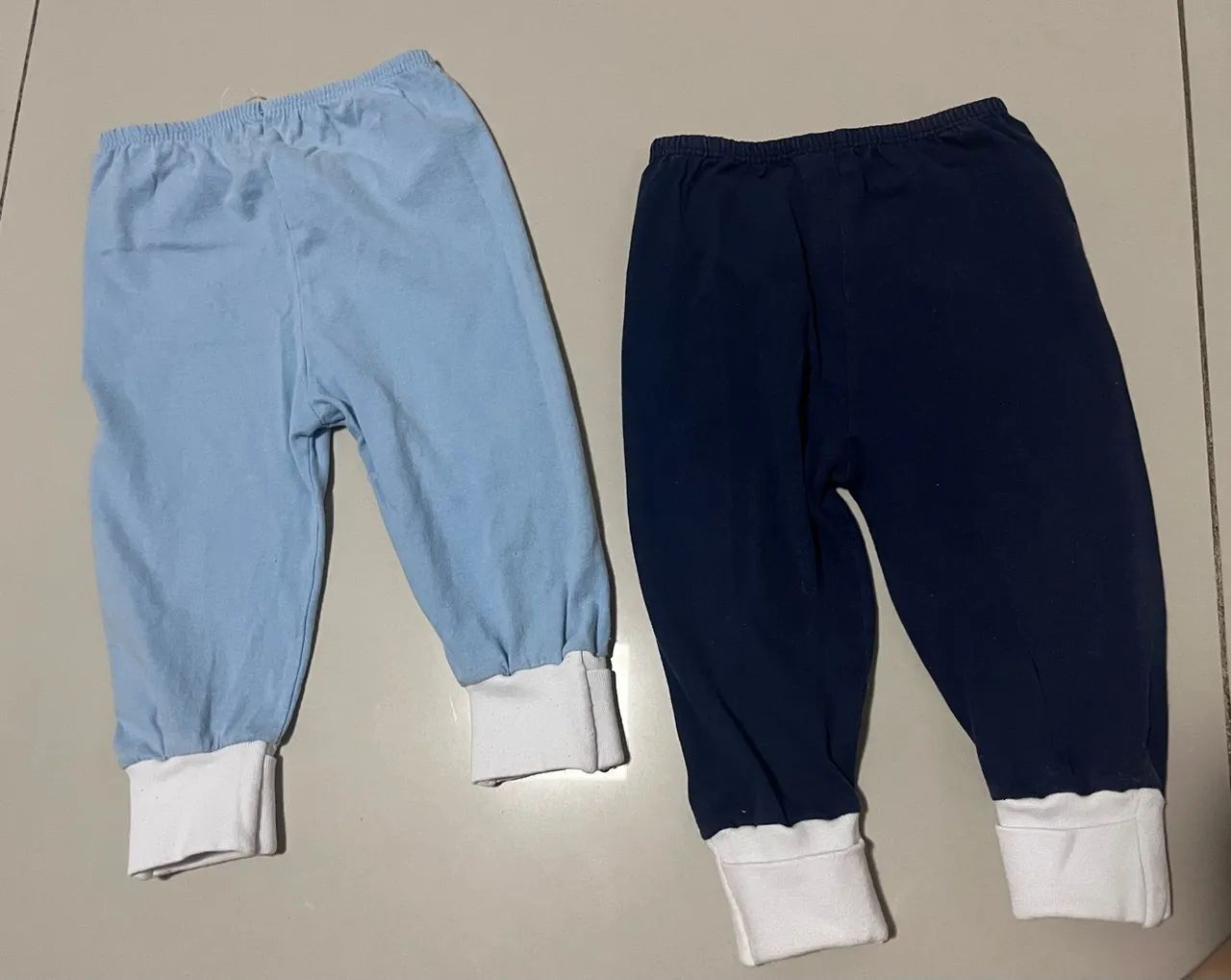 Kit 2 calças p/ bebê tam PP