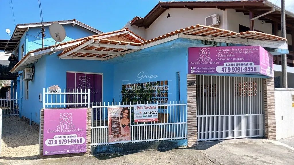 Sala disponível no bairro Santa Rita