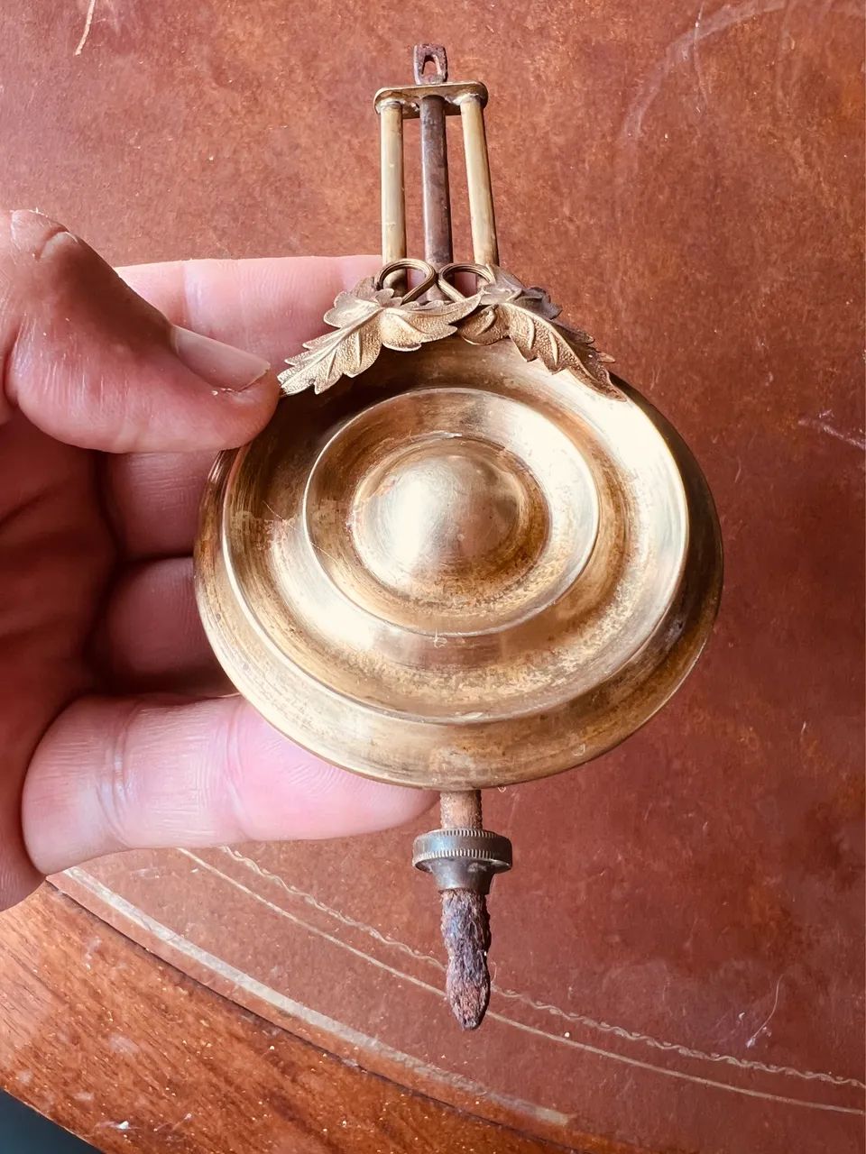 Antigo pêndulo de relógio em latão  - Foto 3
