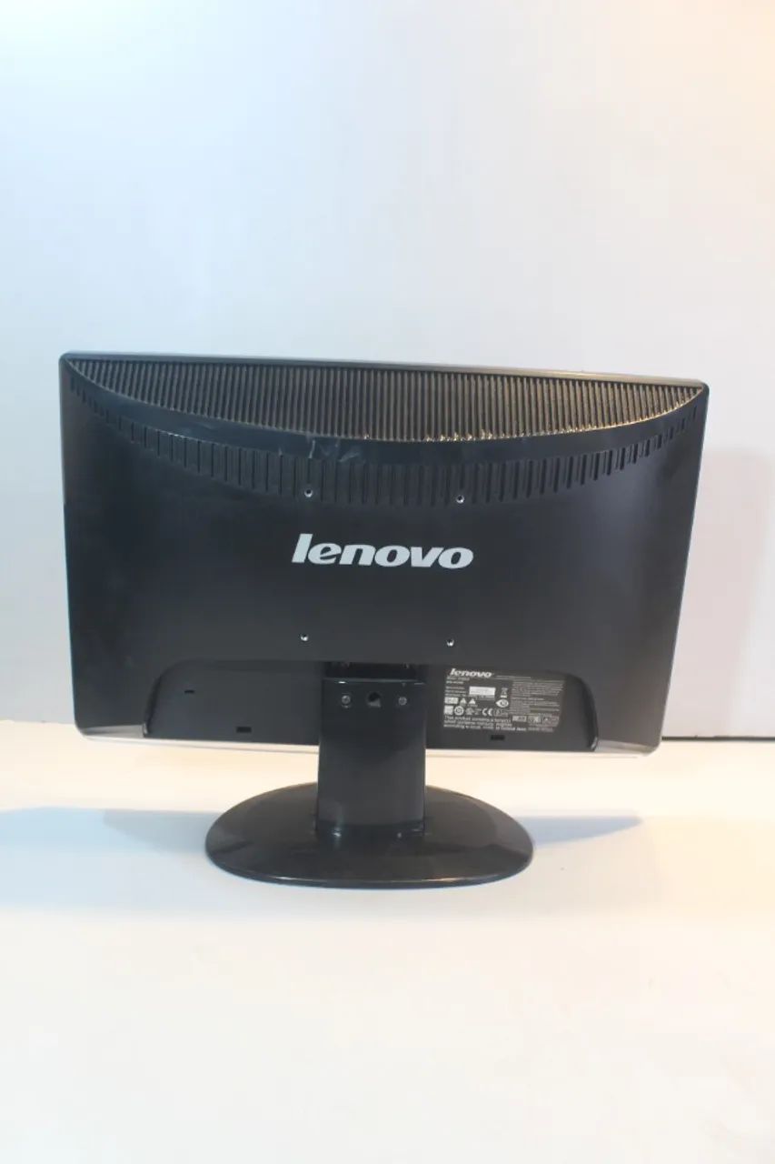Monitor Lenovo 19"  - Foto 3
