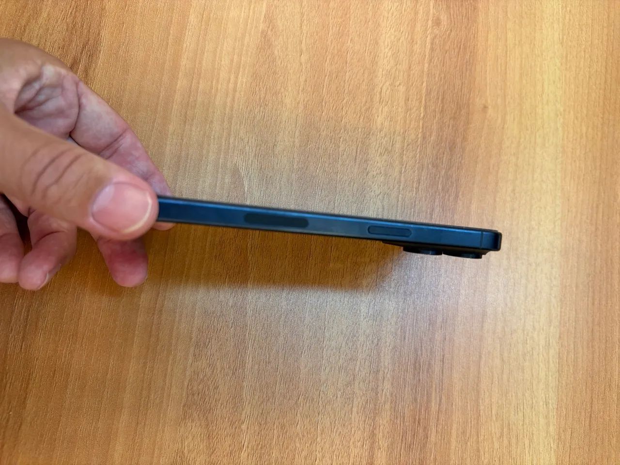 IPHONE 15 PRO MAX 1 TB - Foto 4