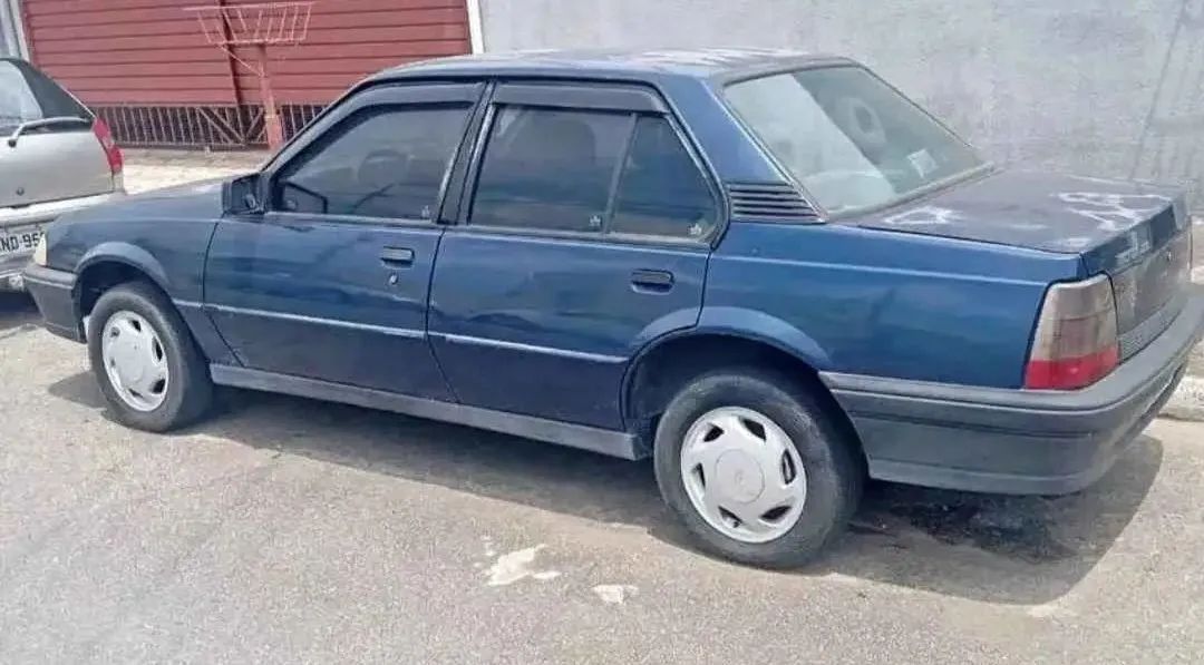 Chevrolet Monza Classic SE 2.0 /mpfi E EFI 2P E 4P 1994