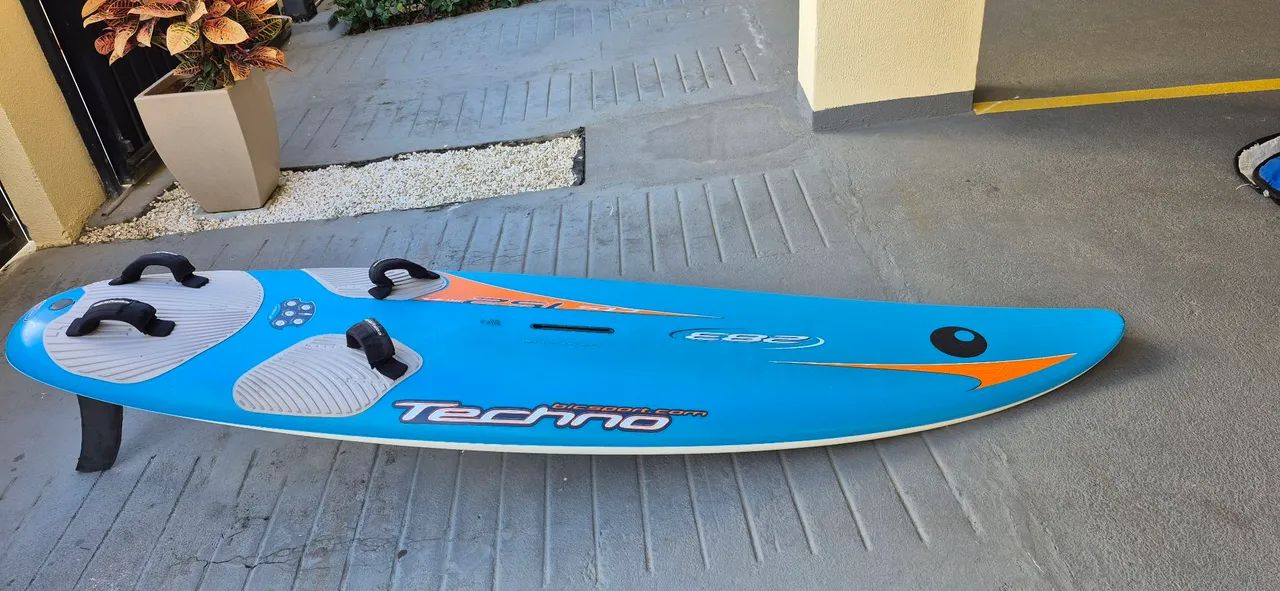 PRANCHA WINDSURF BIC TECHNO com kit completo. - Foto 5