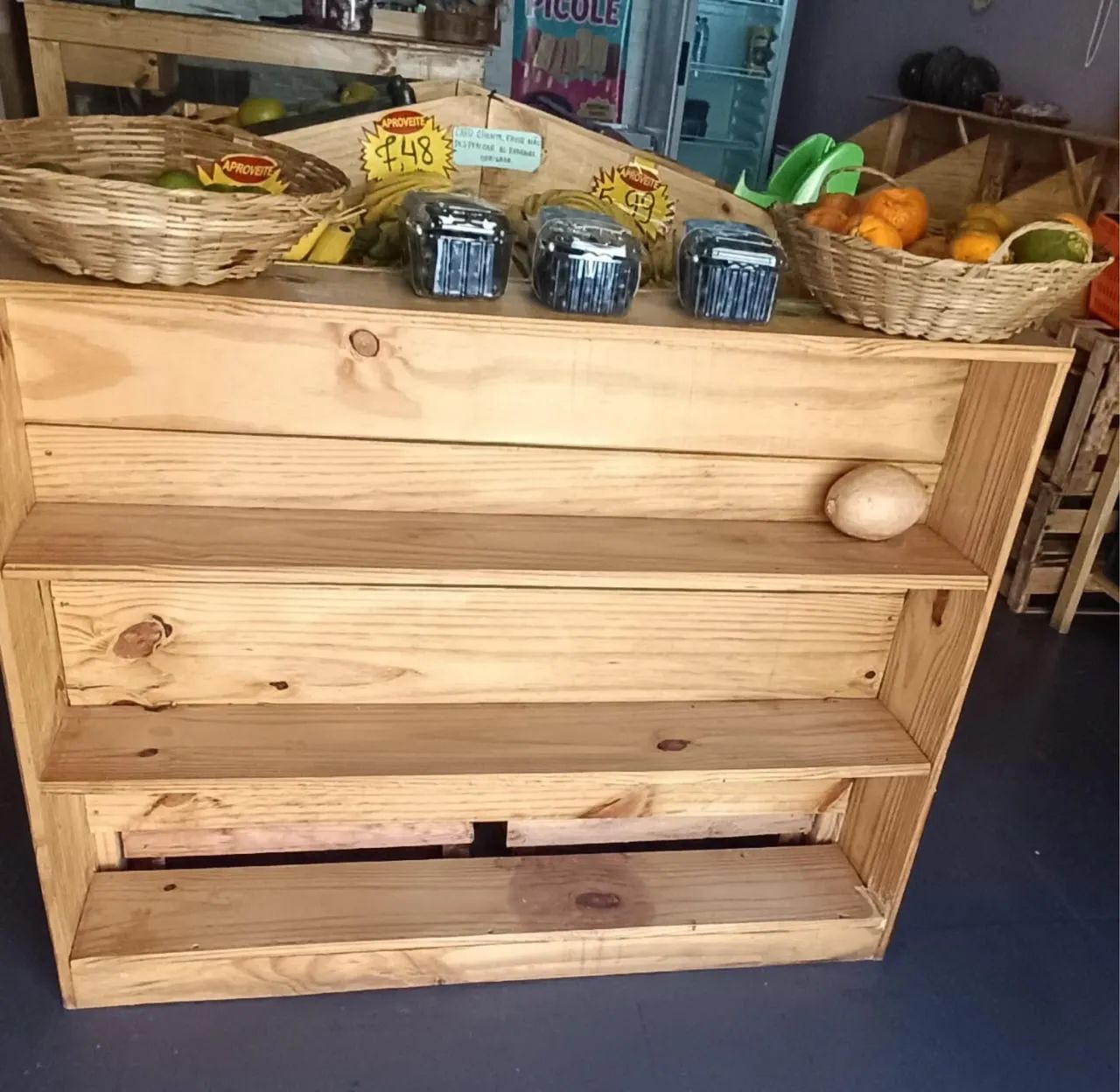 Expositor de frutas para sacolão e balcão , 3 móveis para sacolão  - Foto 4