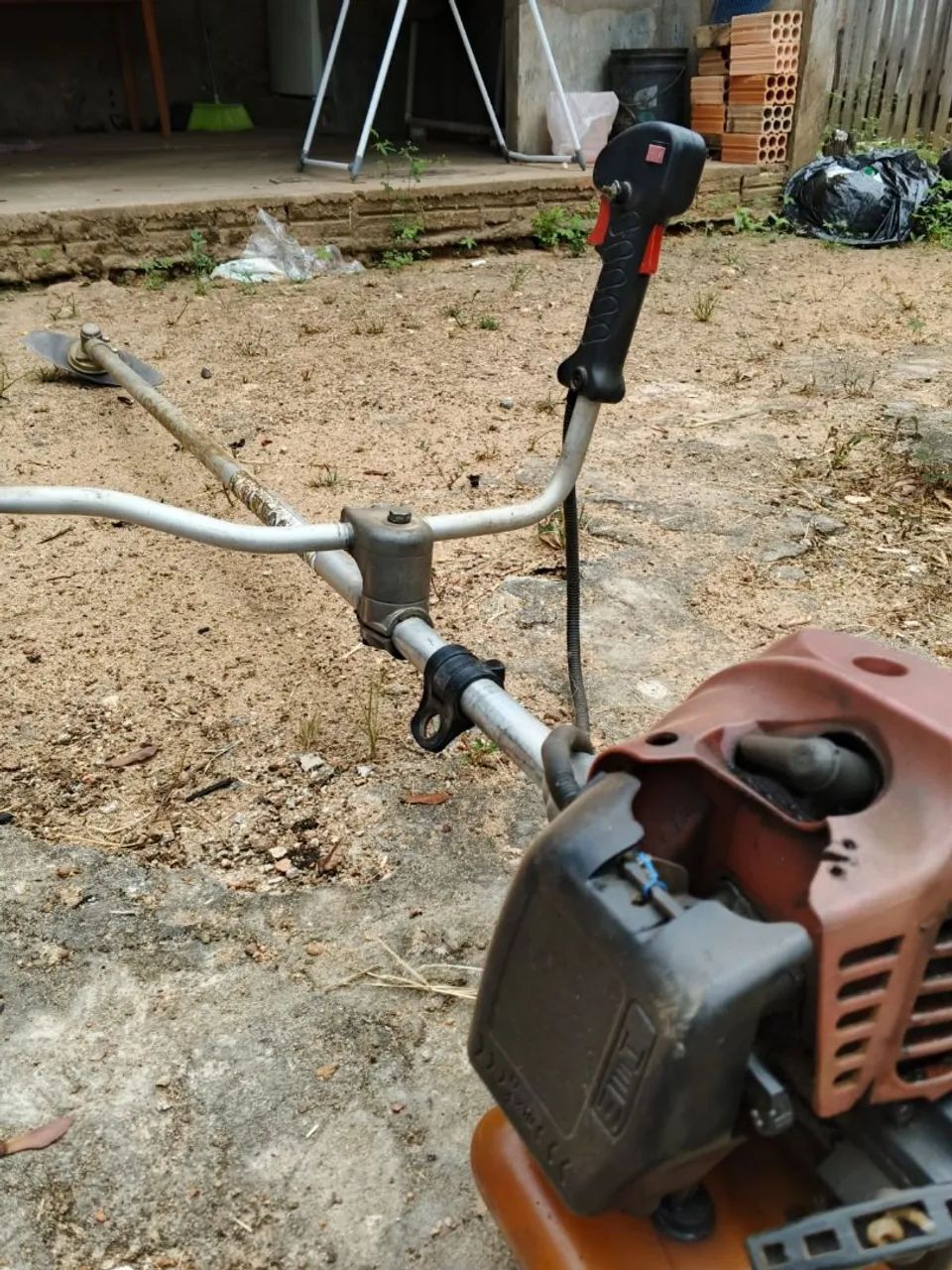 Roçadeira Garden CG 450