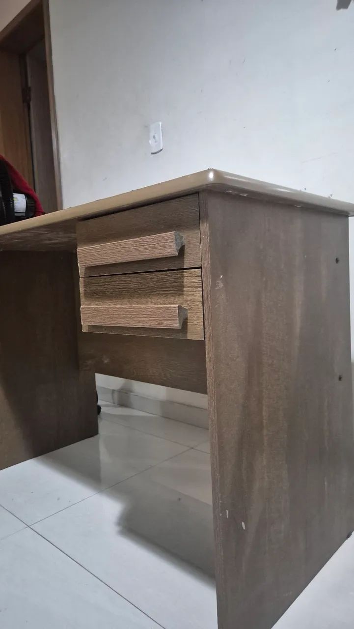 Mesa de trabalho - Foto 4