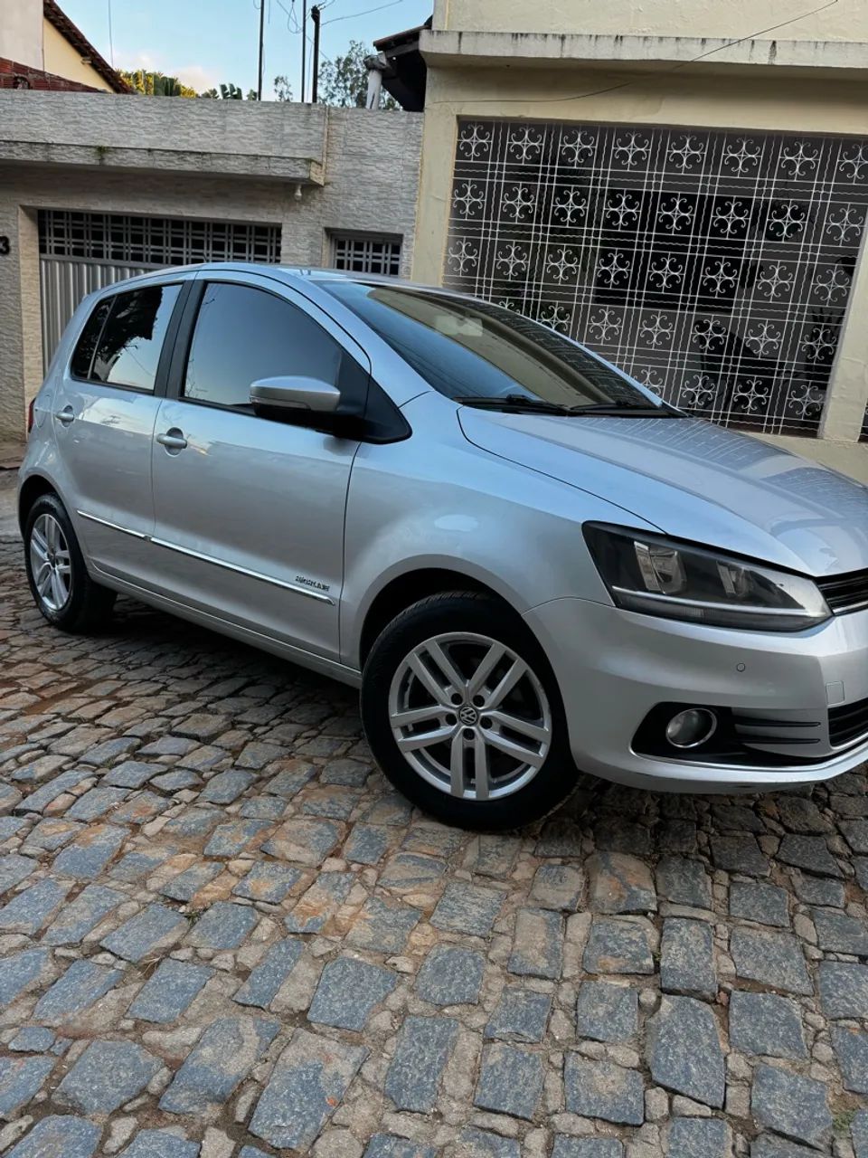 Volkswagen Fox Fox Highline I MOTION 1.6 Flex 16V 5p 2016