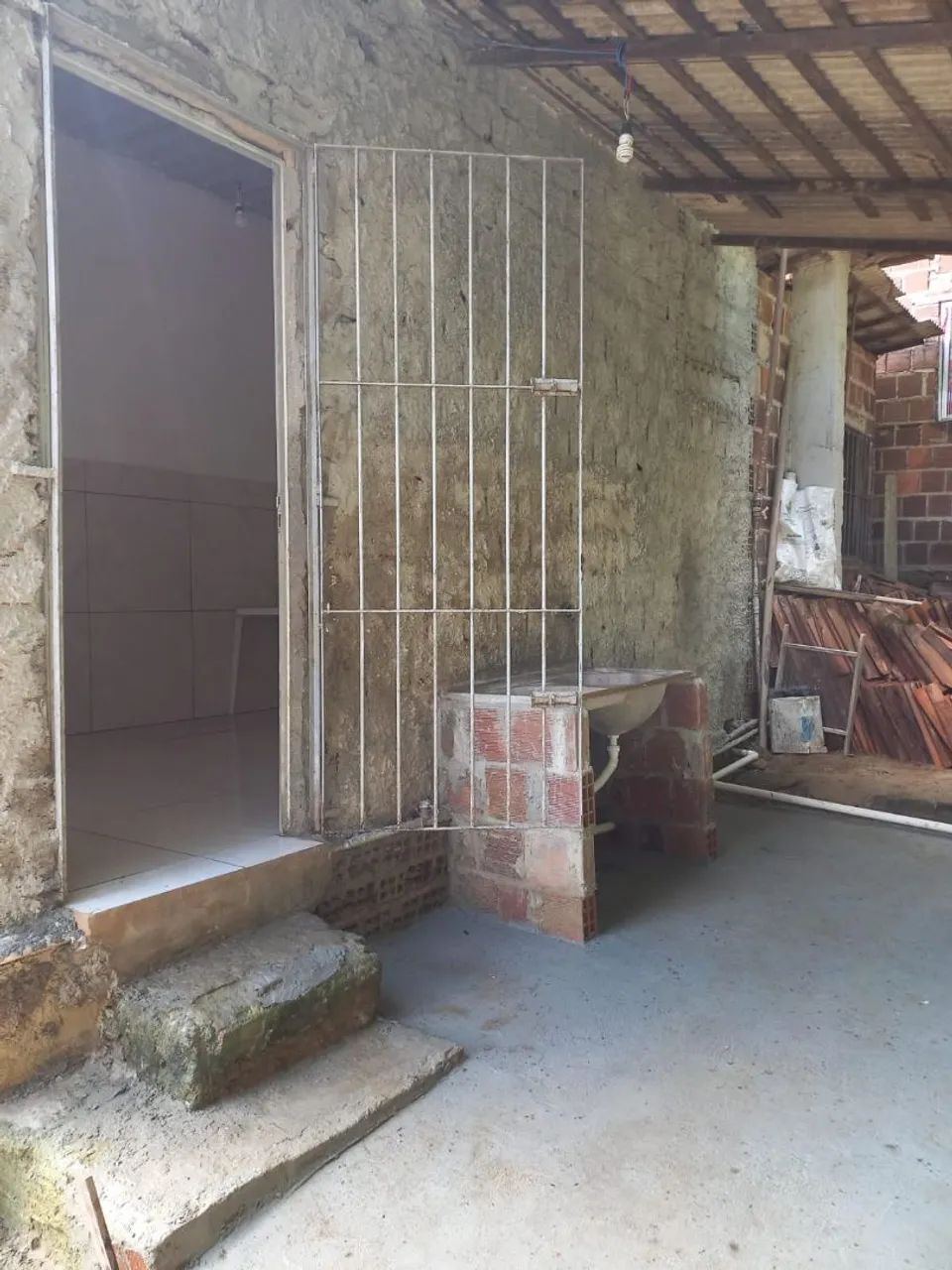ALUGO QUARTO