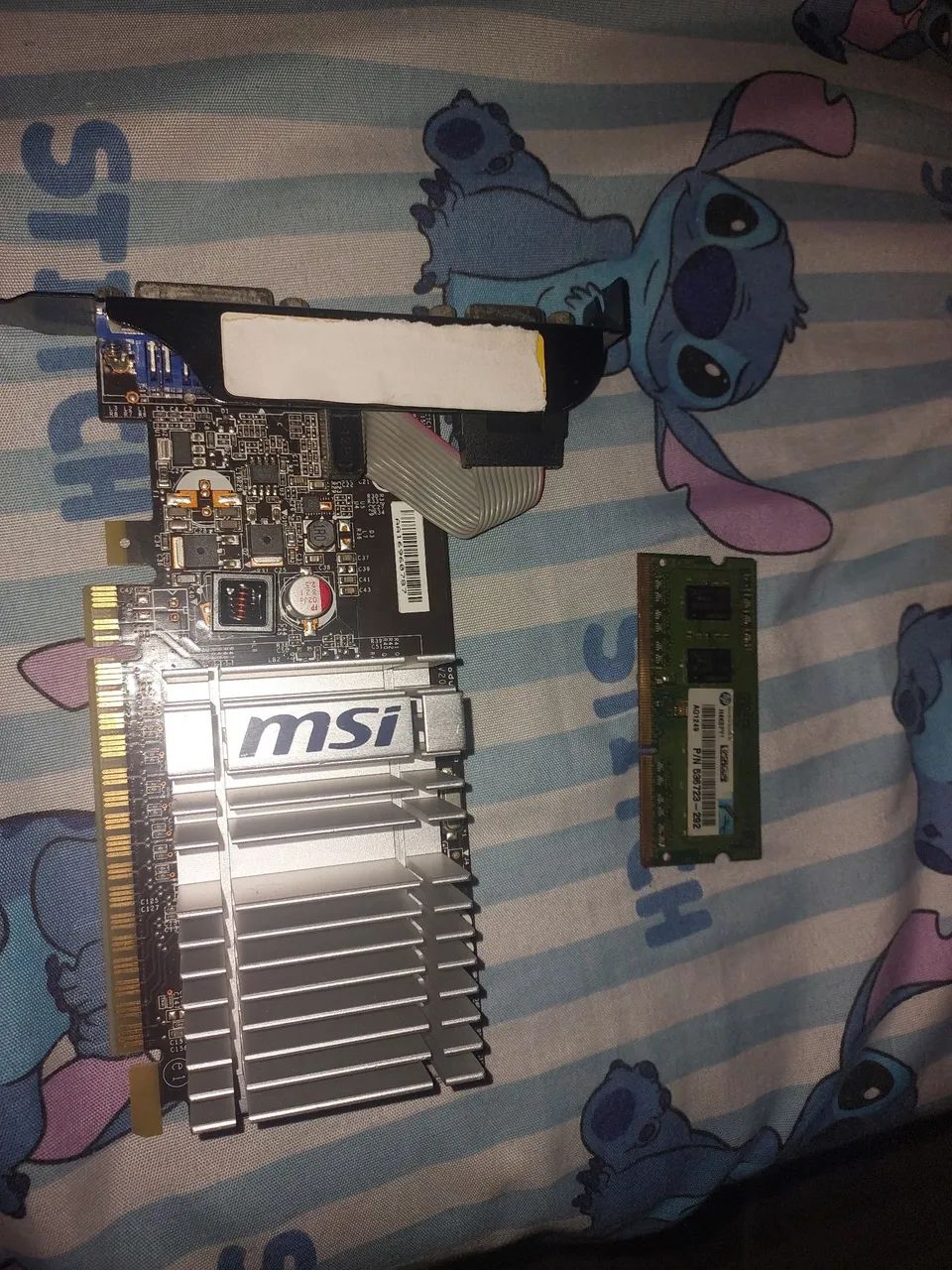 Placa de video + memória ram ddr4 de notebook 