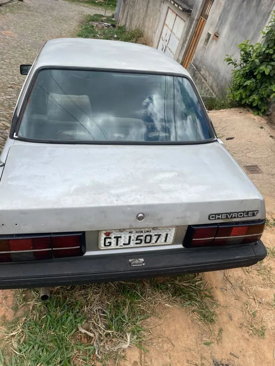 Chevrolet Monza Classic SE 2.0 /mpfi E EFI 2P E 4P 1989