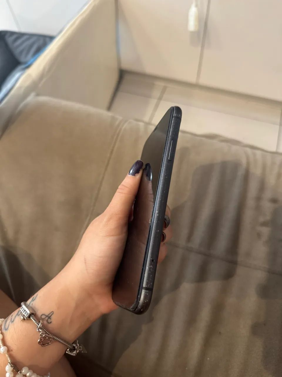 iPhone 11 (Face ID sem pegar)