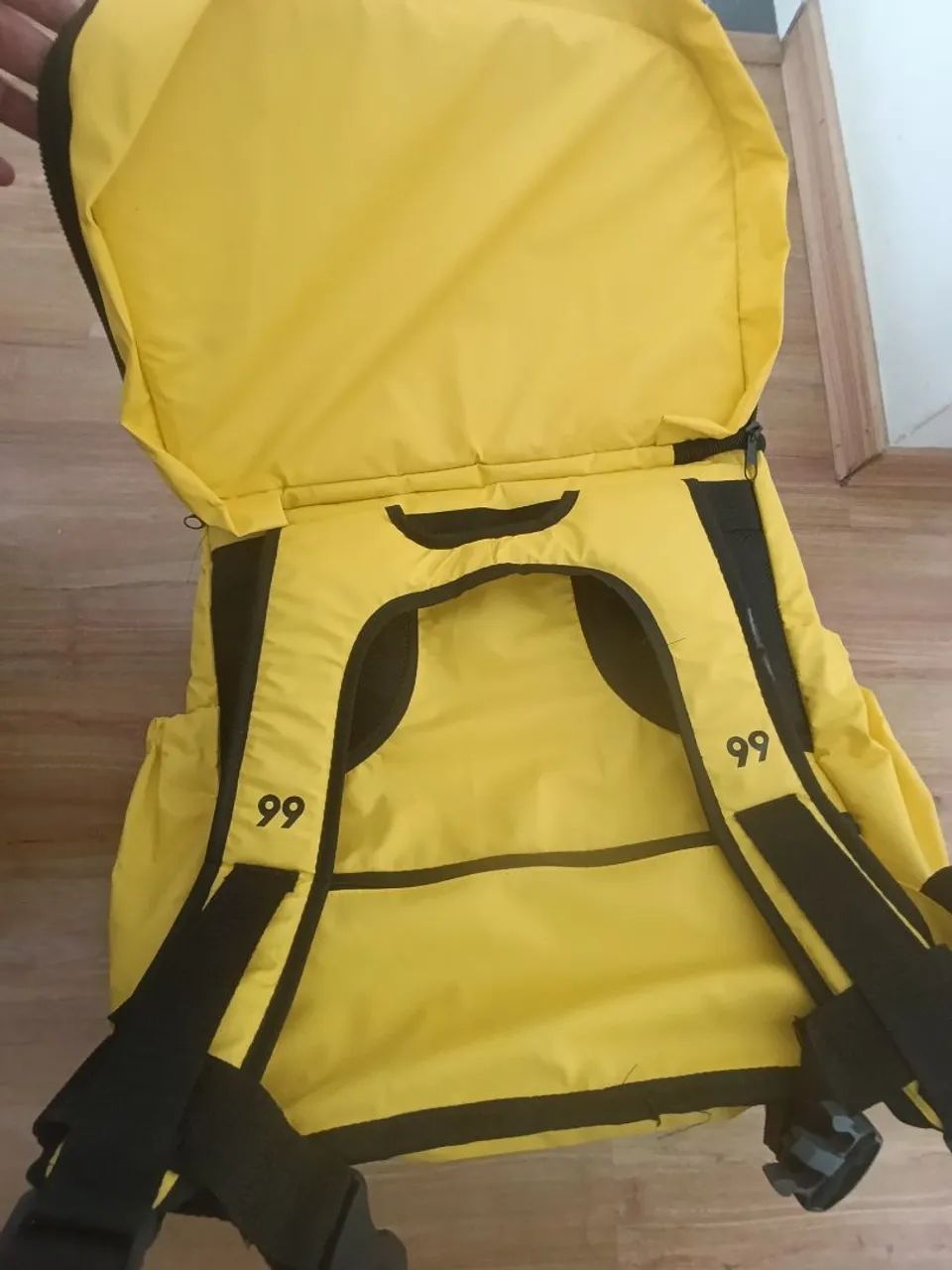 BAG LAMINADA NOVA - NUNCA FOI USADA. - Foto 5