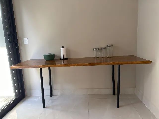 Kitchen Table469175287772631040