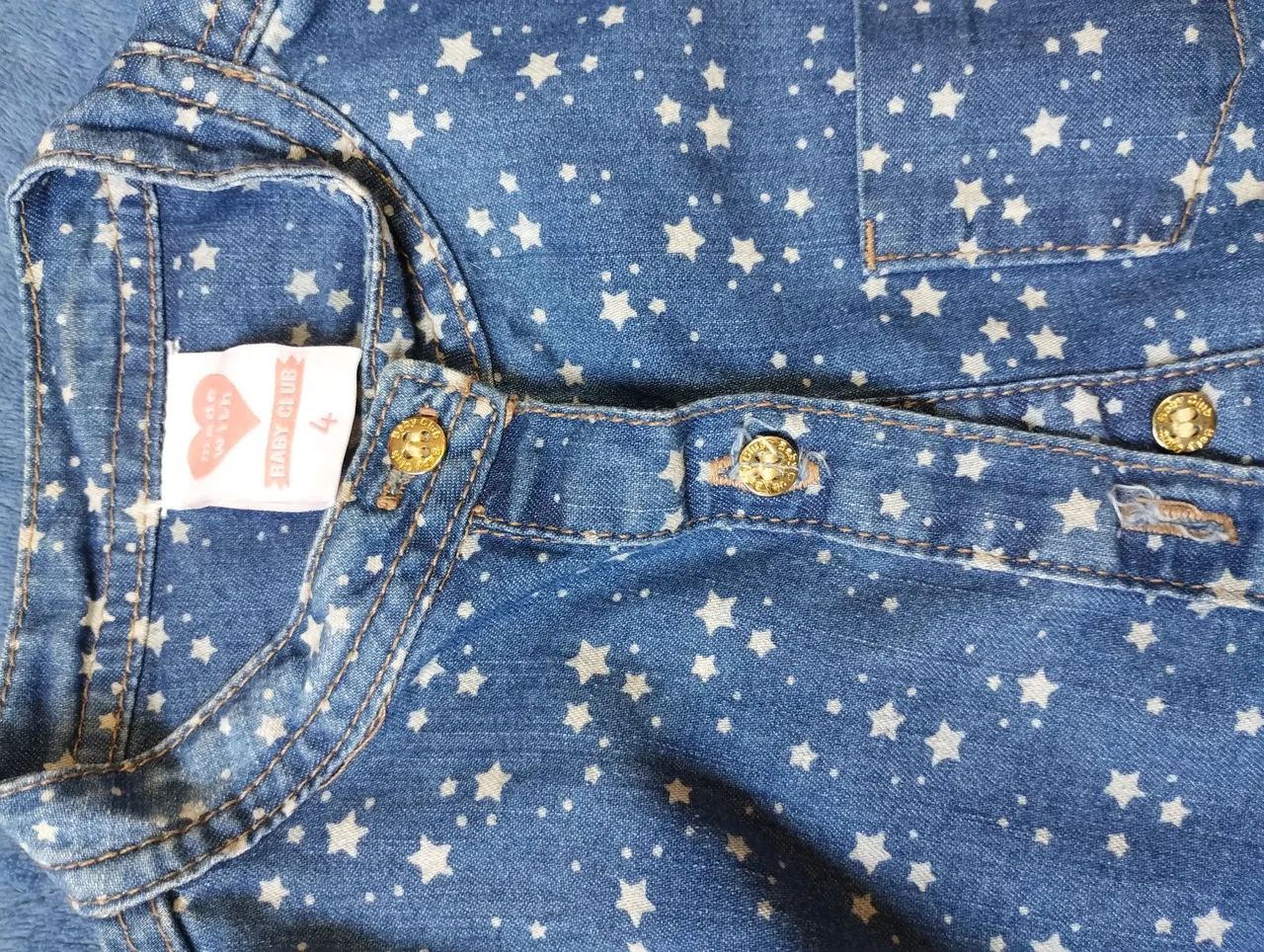 Vestido jeans com estrelas - Foto 2