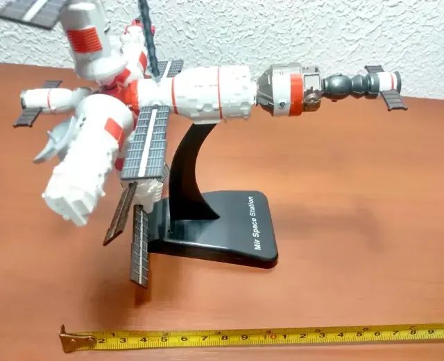Miniatura Estação Espacial Mir - Foto 3