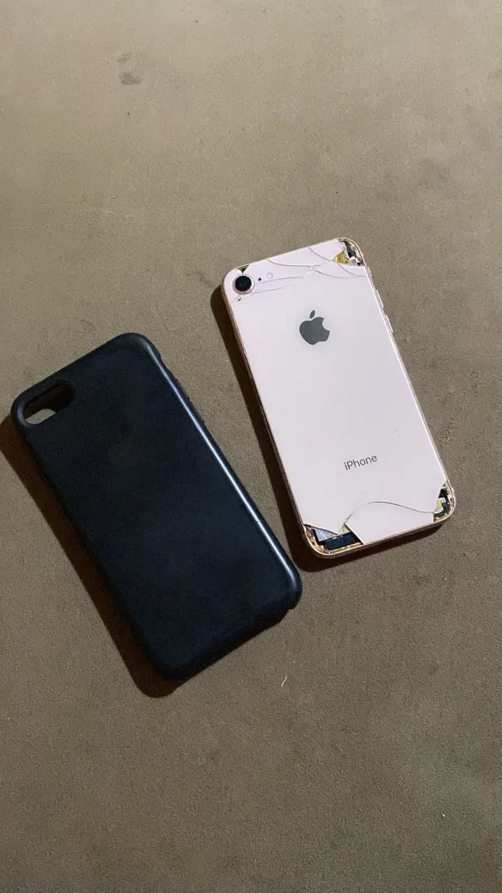 iPhone 8 