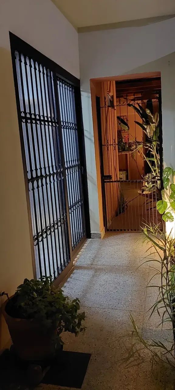 STUDIO ESPAÇOSO PARA ALUGAR NO CENTRO