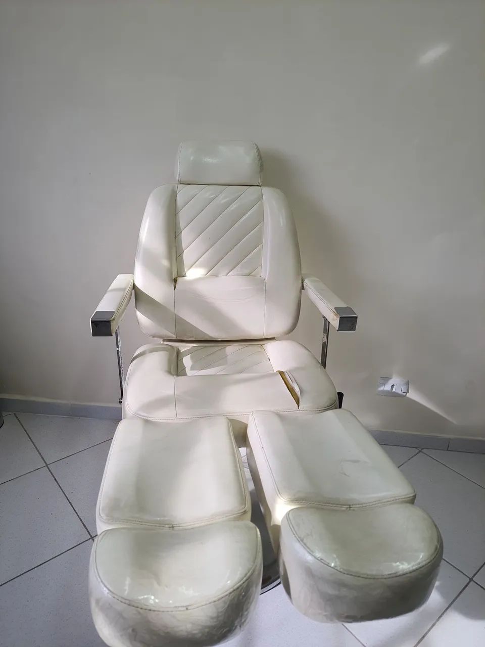 Vendo cadeira e mocho