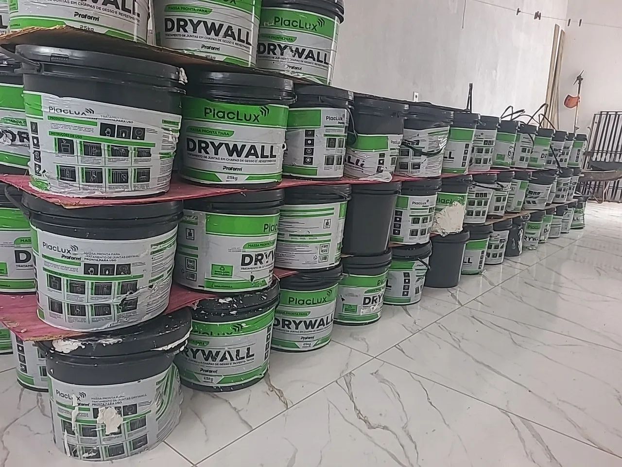 Massa para Drywall, pintura, Massa corrida  25kg (Precinho) - Foto 5