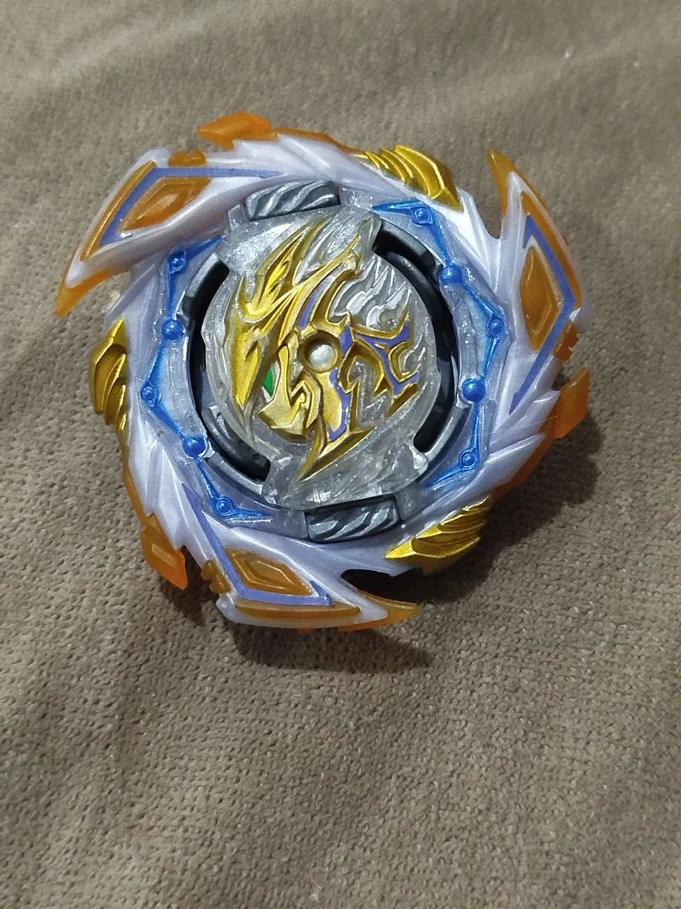Beyblade Burst Savior Perseus Takara Tomy 