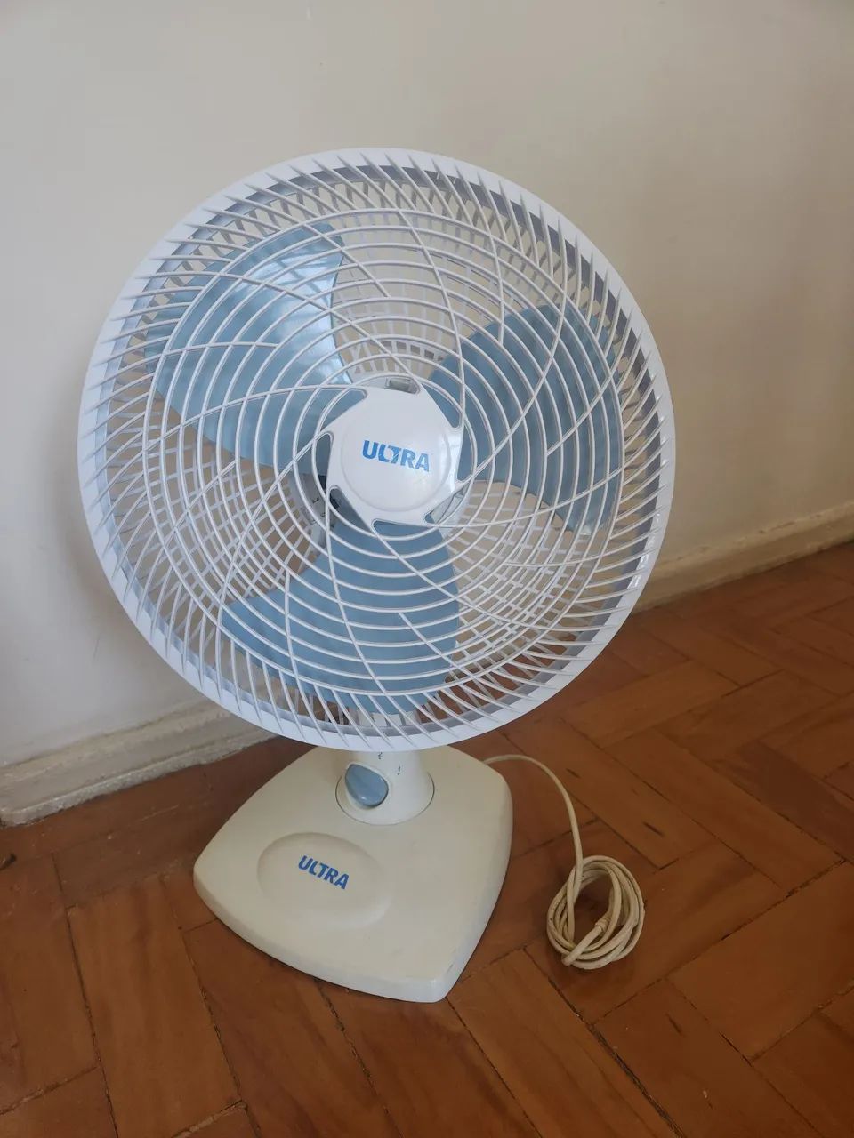 Ventilador Ultra (com defeito no motor)
