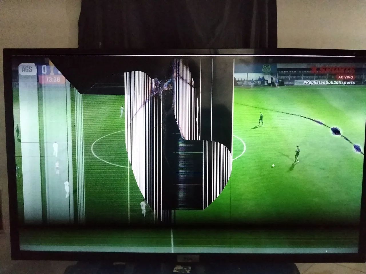 Tv TCL 32 polegadas pra peças ou consertar