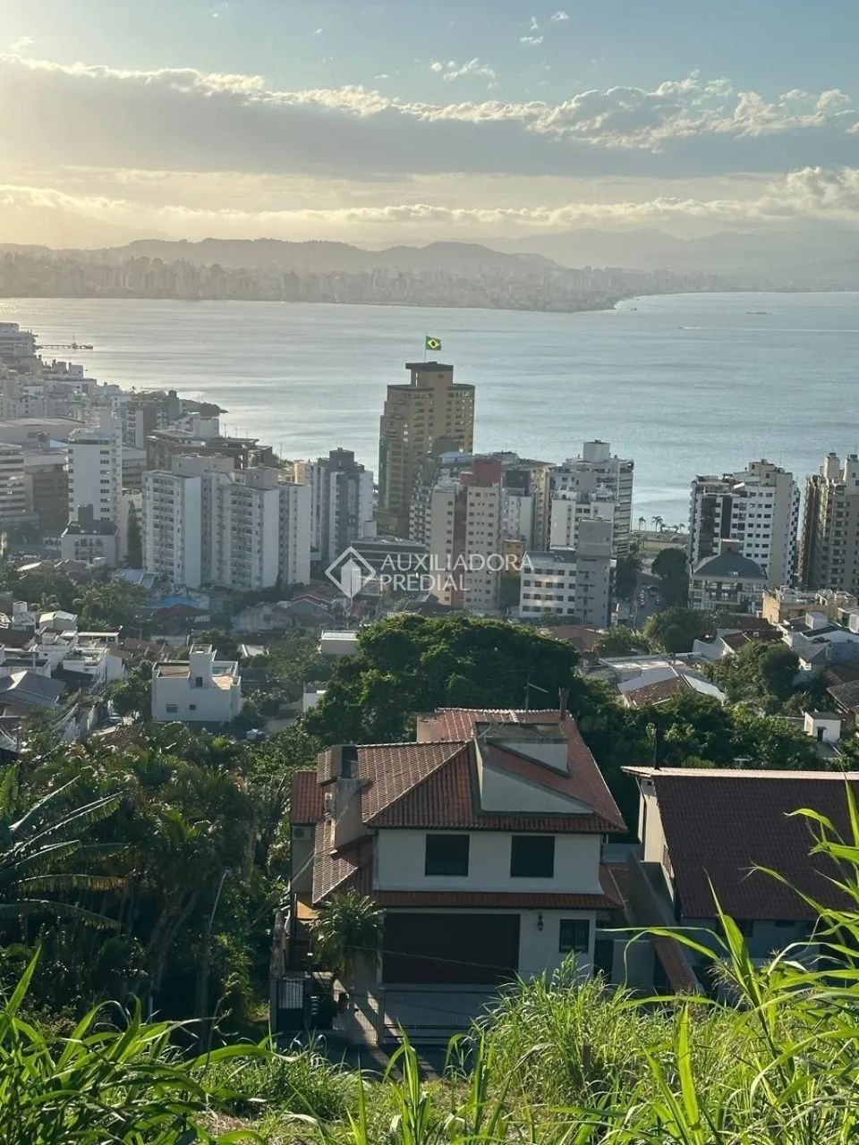 Terreno à venda no Centro de Florianópolis Vista Mar - Foto 3