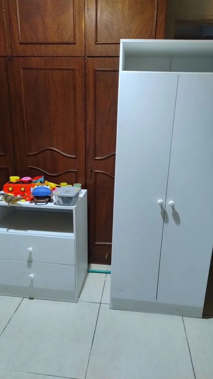 Armário e cômoda infantil 