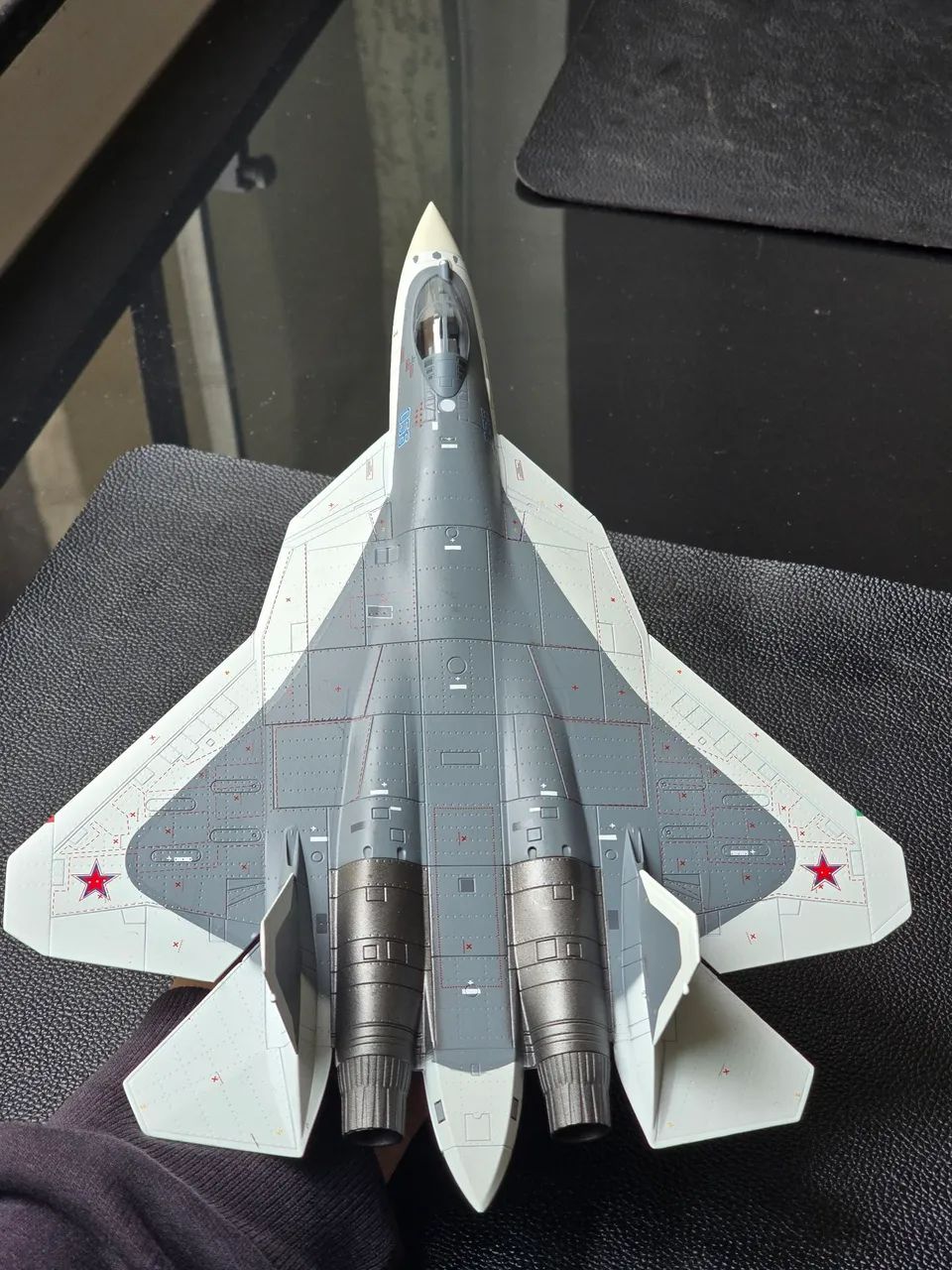 Avião Su-57 1/72 diecast metal - Foto 2