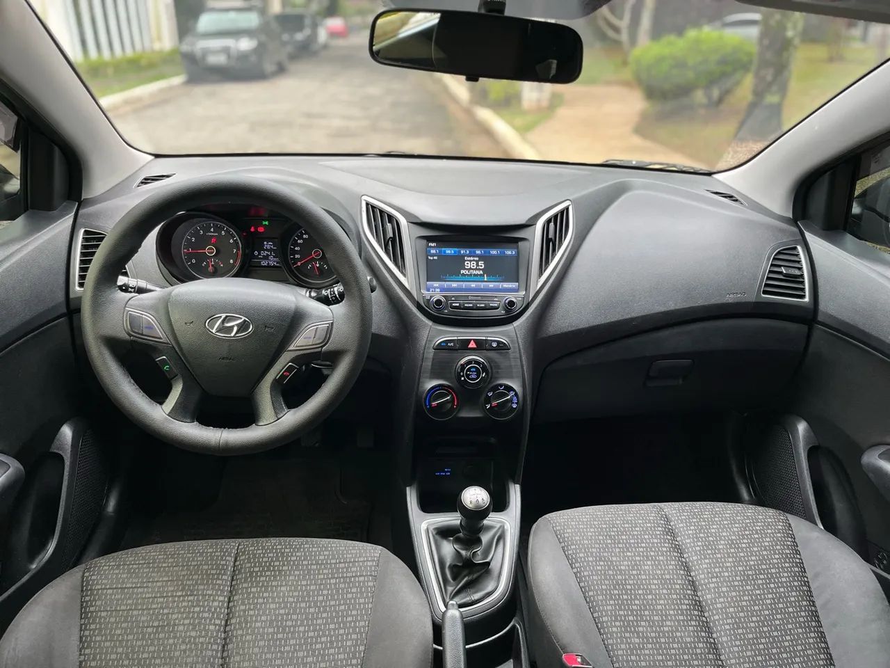 Hyundai HB20 Comf./C.Plus/C.Style 1.0 Flex 12V, foto 12 de 17