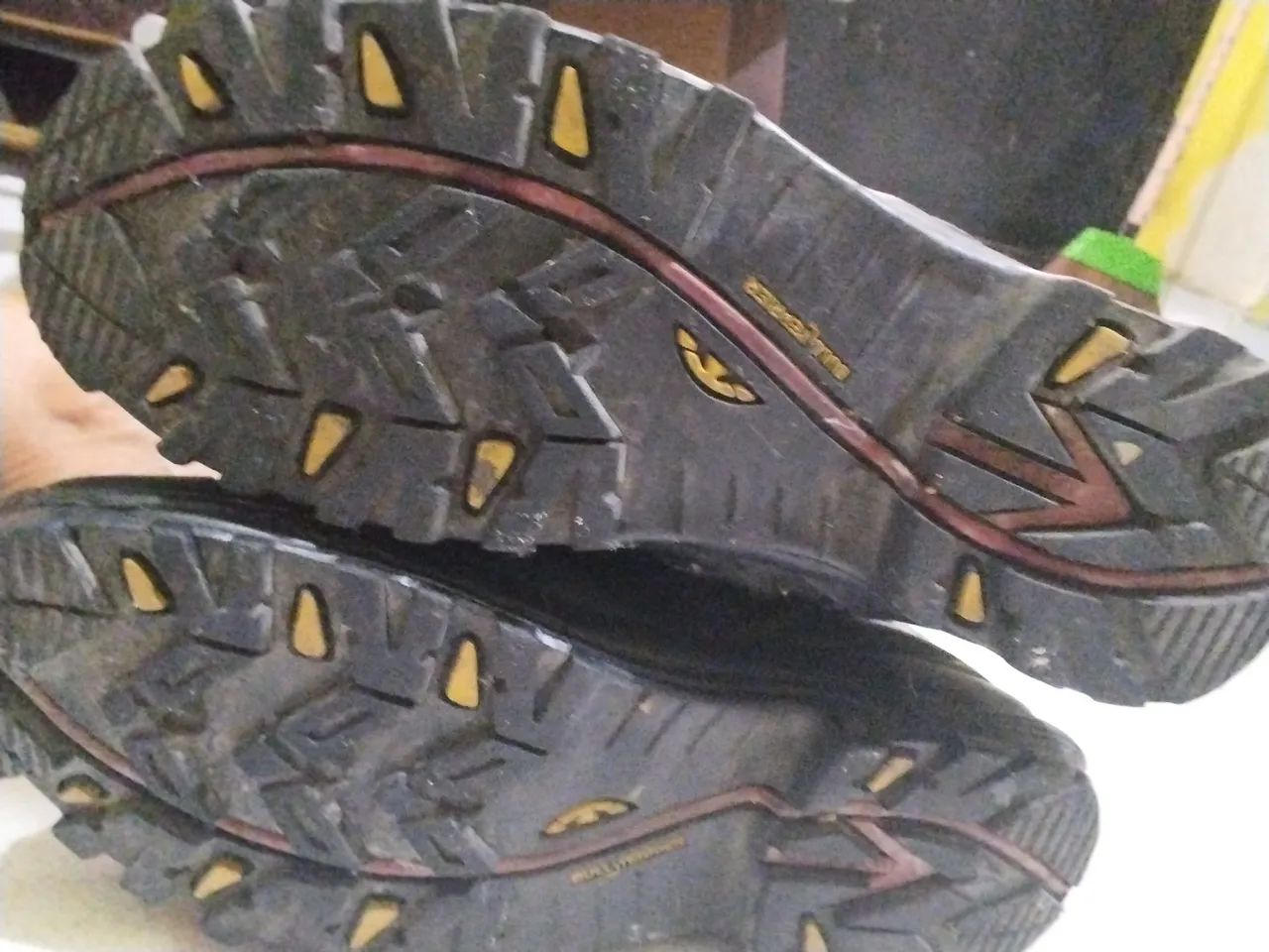 Bota em bom uso  - Foto 2