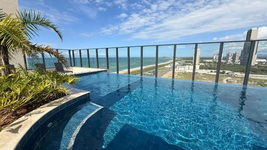APARTAMENTO DE 2 QUANTOS COM SUÍTE MOBILIADO E DECORADO A UMA QUADRA DO MAR