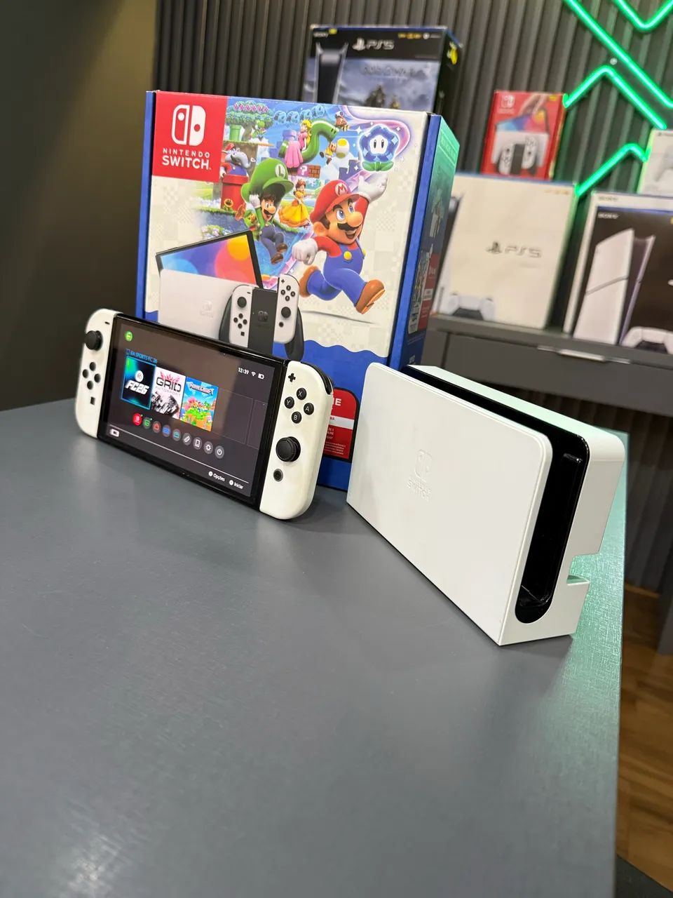 Nintendo Switch Oled impecável na caixa - entrego  - Foto 3