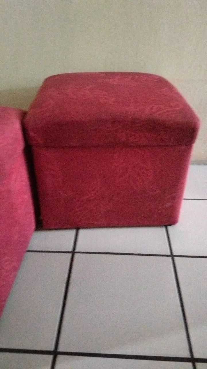 Vendo 2 Puffs Estofados - Ótimo Estado! - Foto 2