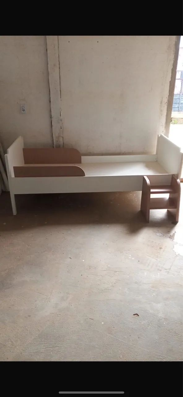 Vendo cama para menina