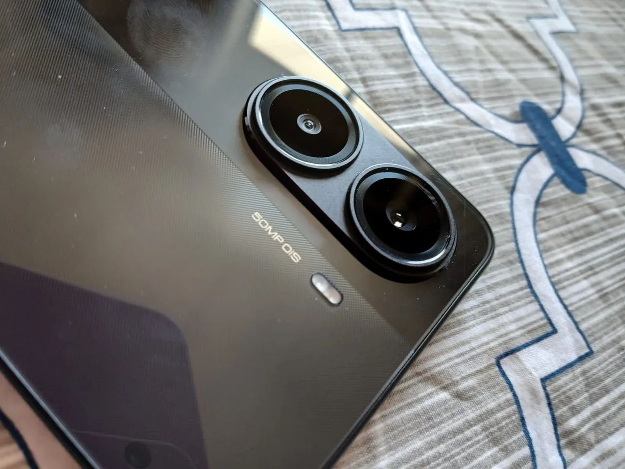 Poco X7 Pro 12gb RAM 512gb - Foto 4