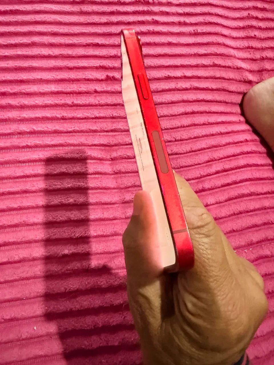 iPhone 14 red 128 - Foto 3