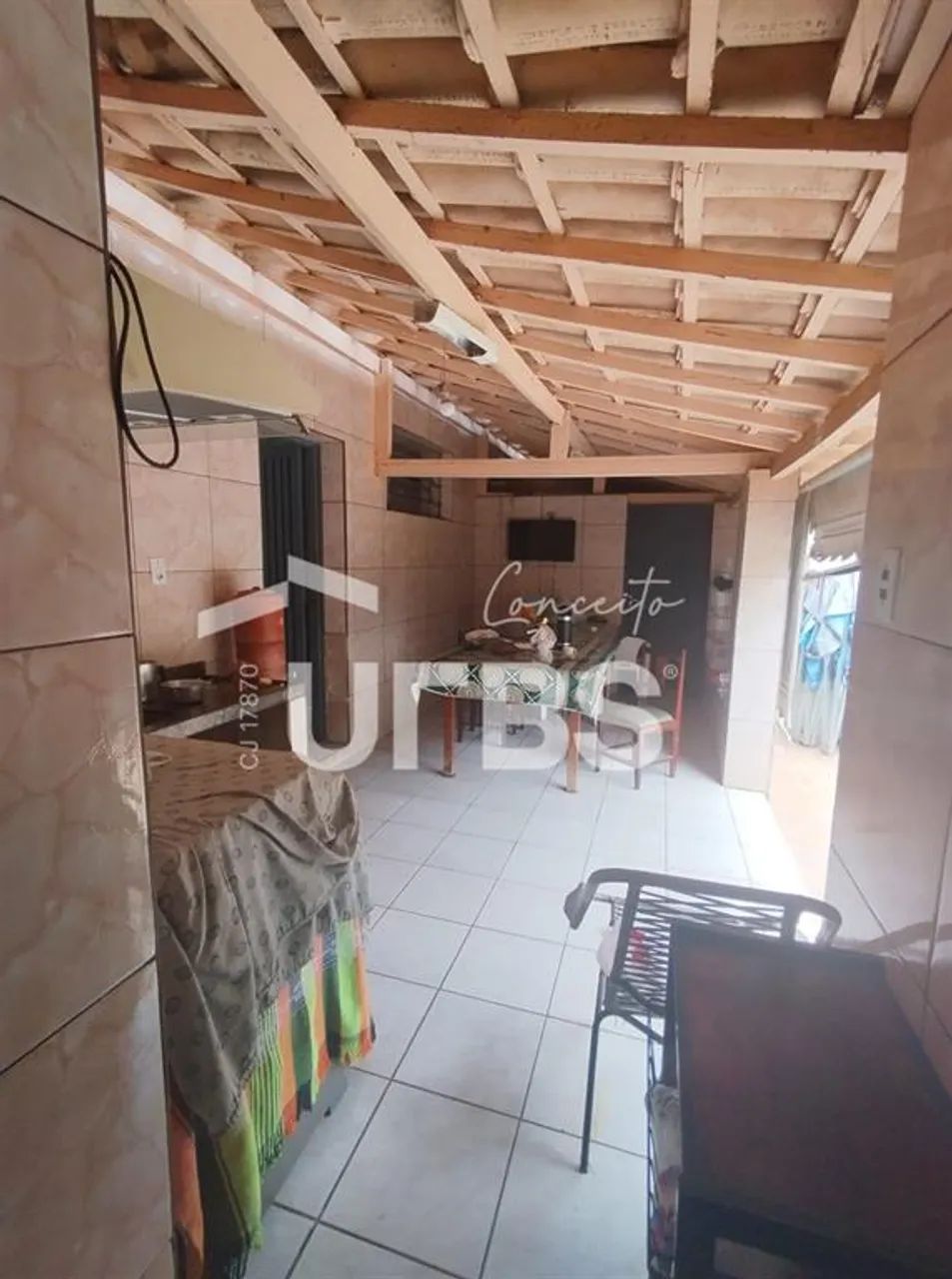 Casa a venda no setor Coimbra - 4 quartos - proximo a Praça C - Foto 2