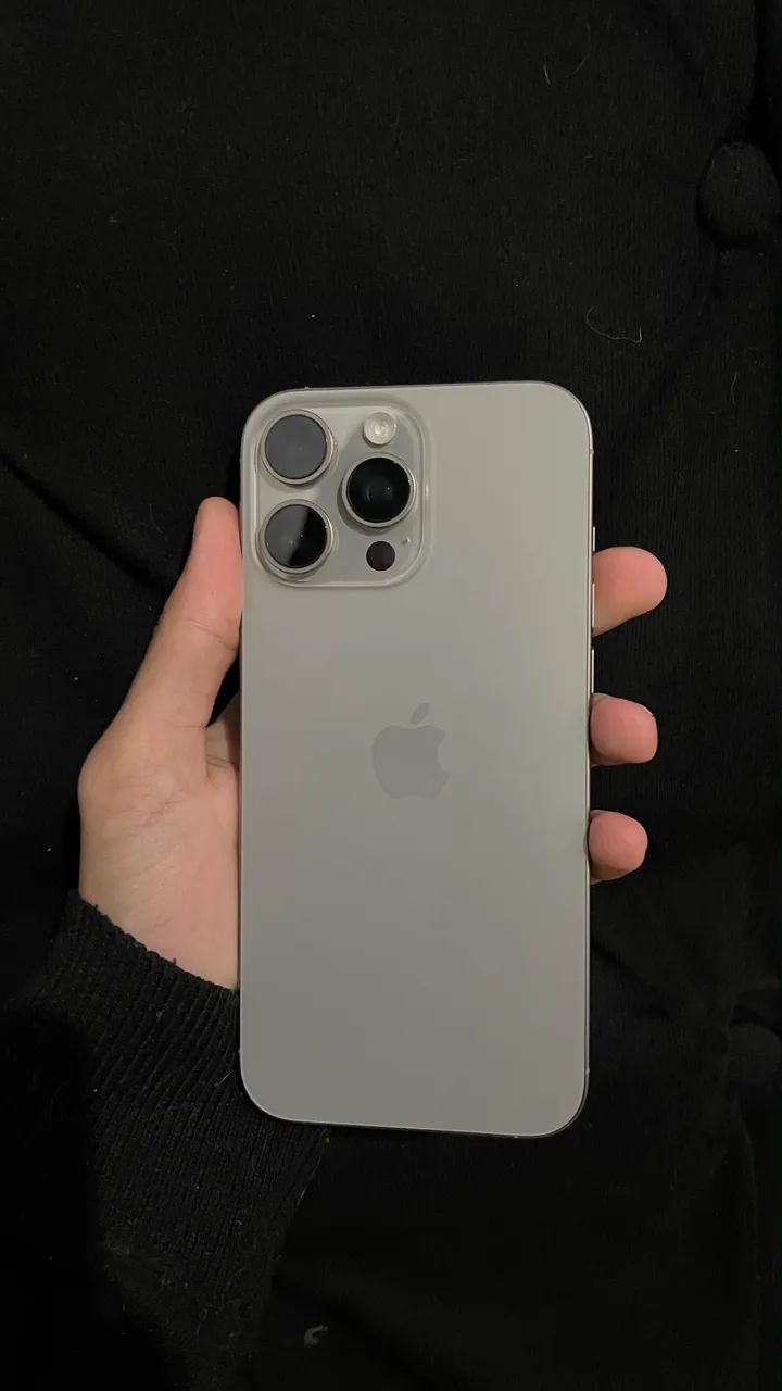 iPhone 16 pro max, excelente 