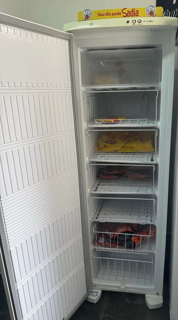 Vendo FREZER em ótimo estado de conservação.? - Foto 3