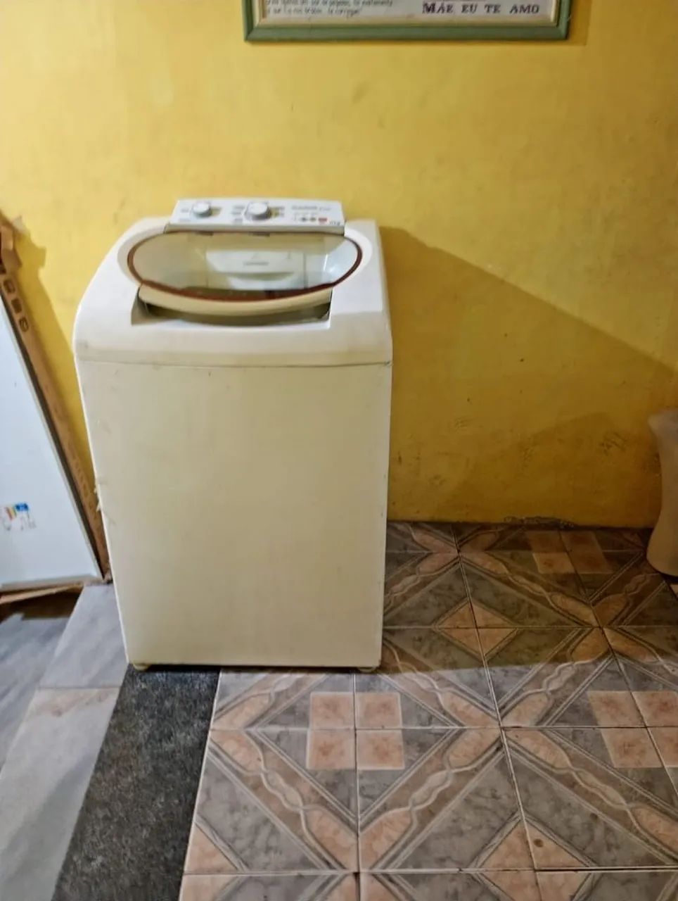 Vendo  máquina de lavar e geladeira  funcionando  perfeito  preço otimo - Foto 5