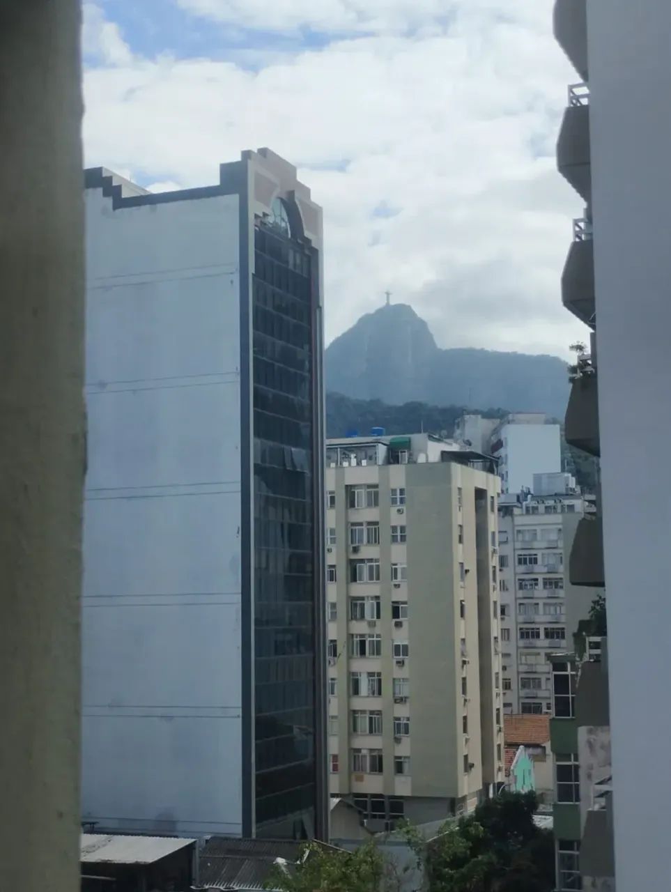 Alugo consultório de psicologia em Copacabana 34m2