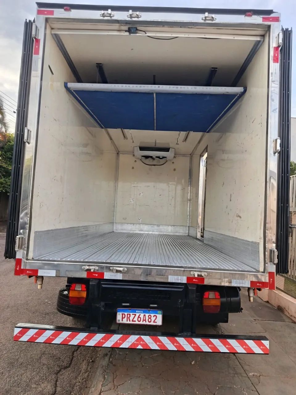 CARGO 816S - Foto 2