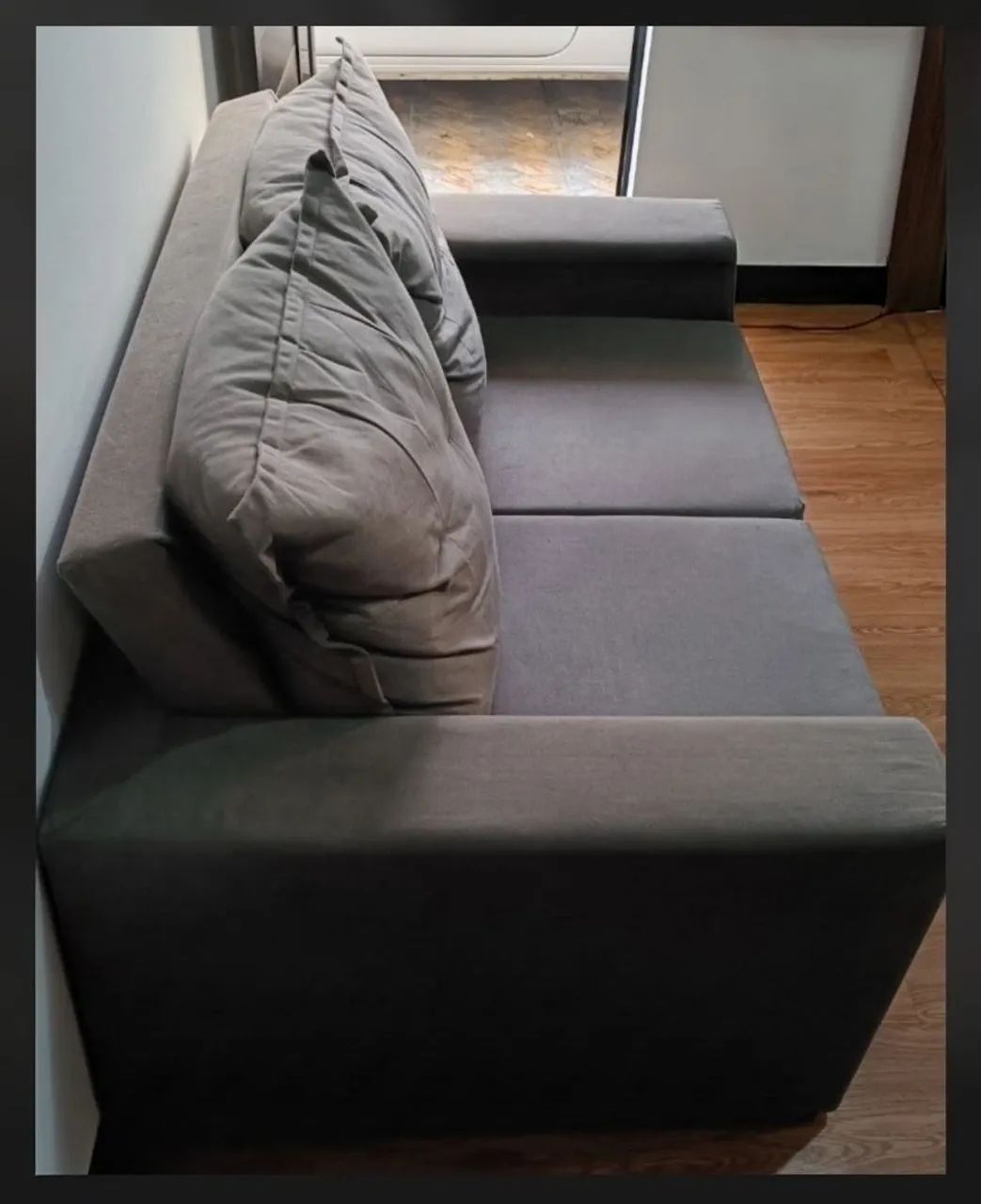 Sofá 2 lugares Fixo - Suede Cinza  - Foto 2