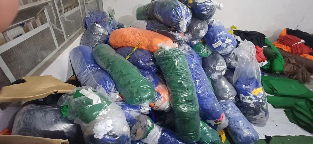 Retalhos de malha R$40 valor negociável  - Foto 4