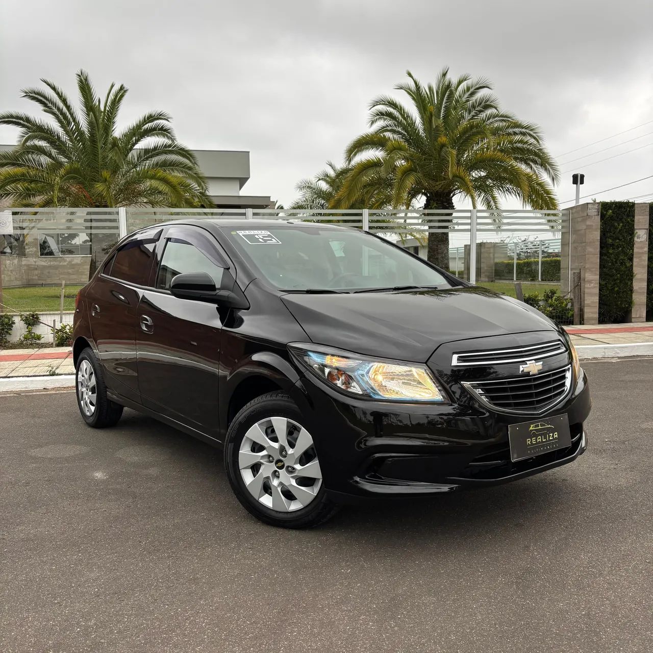 Chevrolet Onix Hatch LT 1.4 8V Flex Power Mec. 4P 2015 - Foto 4