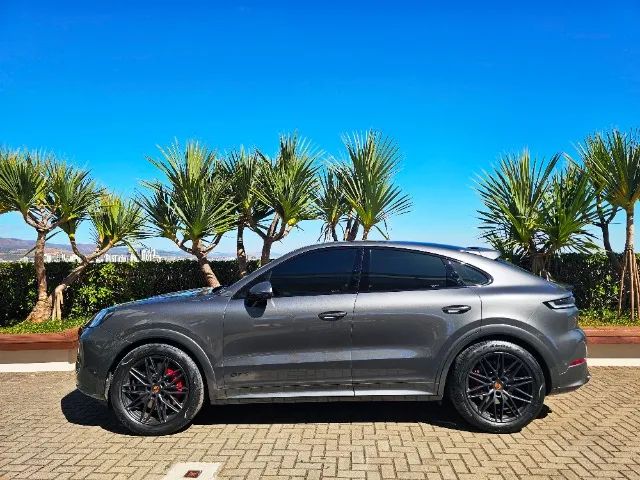 Porsche Cayenne 2025